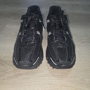Nike Black Sneakers